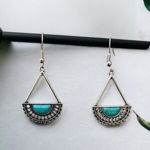 New Vintage Native American Silver Tone Faux Turquoise Dangle Drop Earrings
